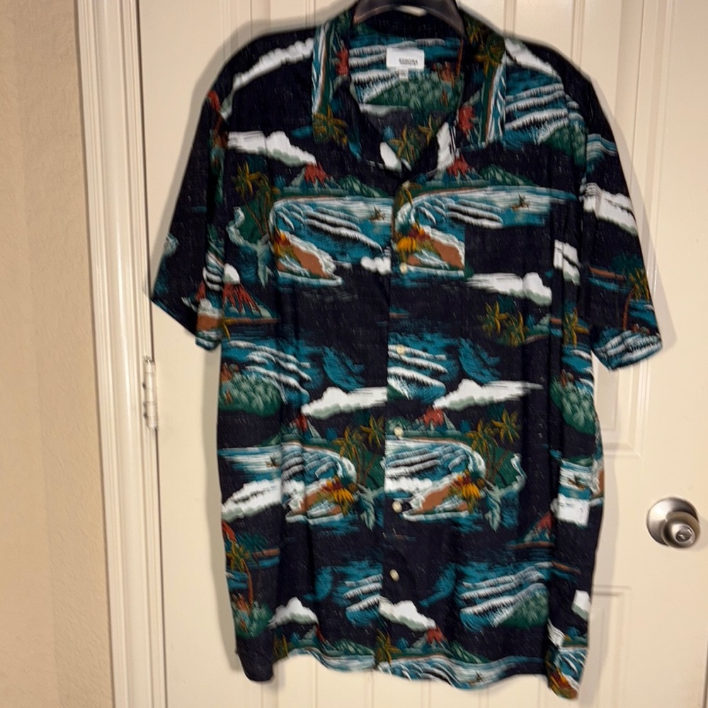Sonoma Casual Button Down Shirt Dark Blue Nautical Pattern